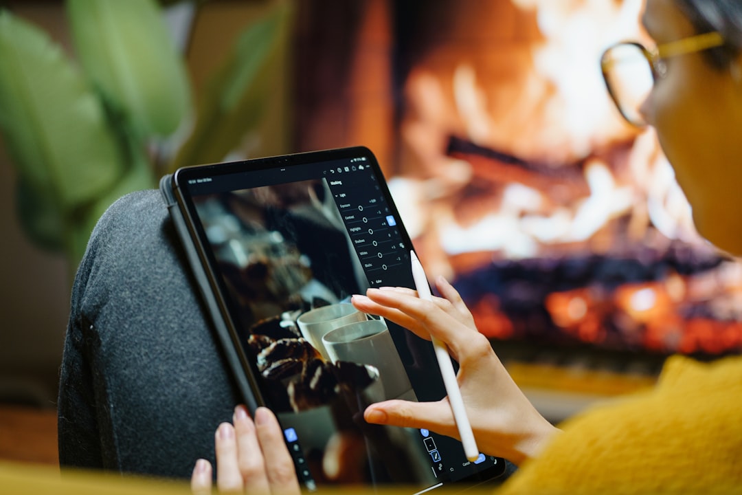 Unleashing the Power of AI in Everyday Devices Unleashing the Power of AI in Everyday Devices